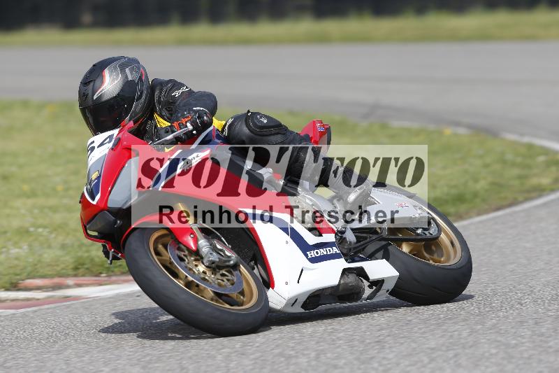 /Archiv-2025/07 19.04.2025 Speer Racing ADR/Gruppe gelb/454